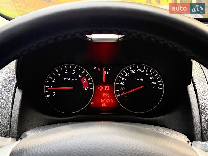 Хетчбек Nissan Note 2011 в Дніпрі