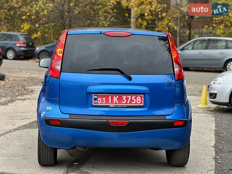 Хэтчбек Nissan Note 2006 в Луцке