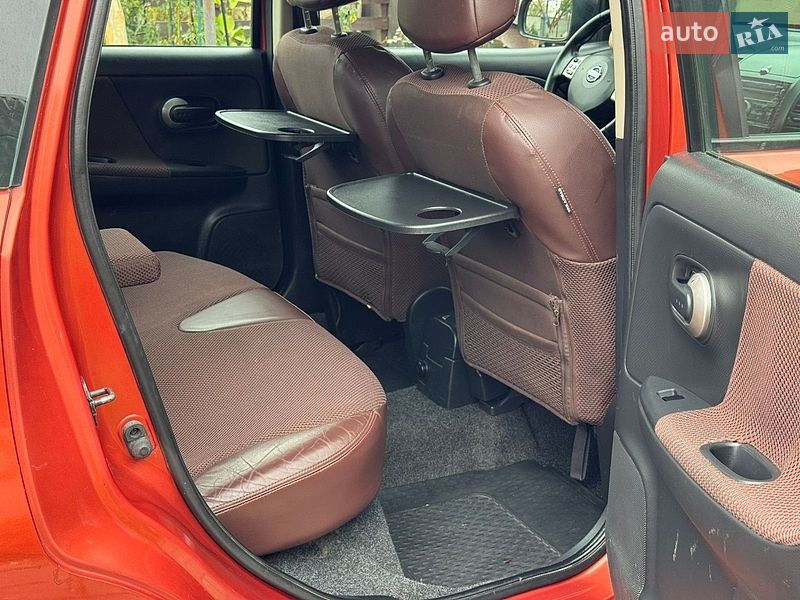 Хэтчбек Nissan Note 2007 в Ивано-Франковске