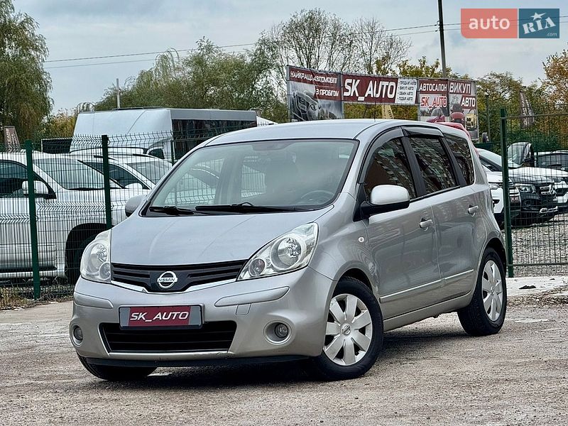 Хэтчбек Nissan Note 2010 в Киеве