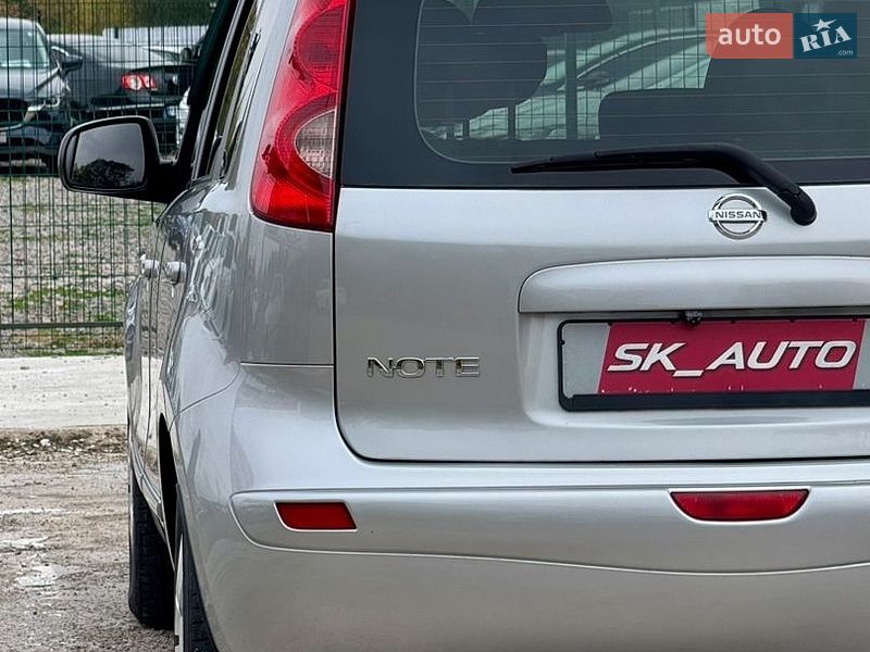 Хэтчбек Nissan Note 2010 в Киеве