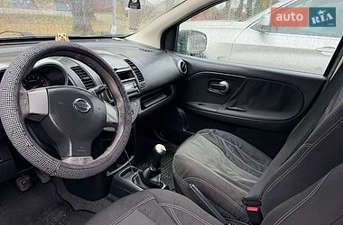 Хэтчбек Nissan Note 2008 в Черновцах