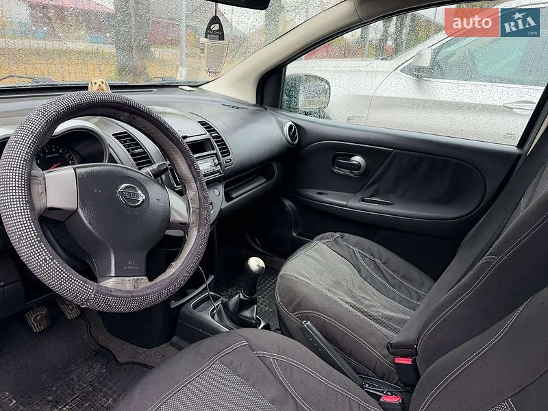 Хэтчбек Nissan Note 2008 в Черновцах