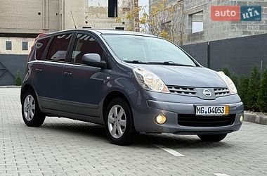 Хэтчбек Nissan Note 2007 в Дубно
