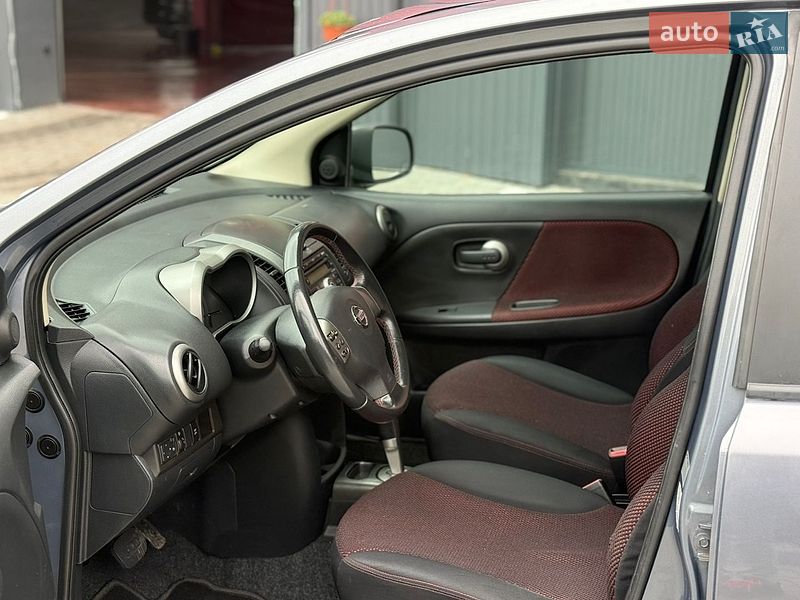 Хэтчбек Nissan Note 2007 в Дубно