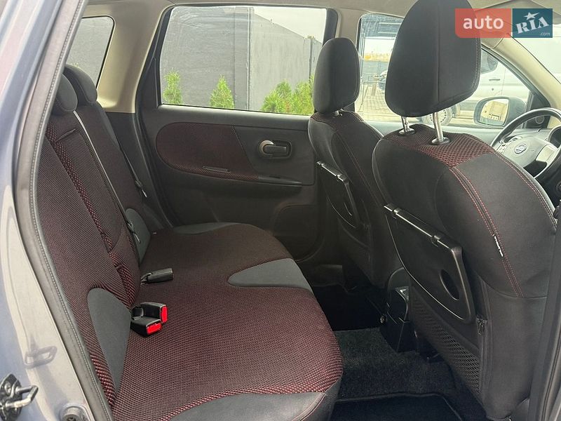 Хэтчбек Nissan Note 2007 в Дубно