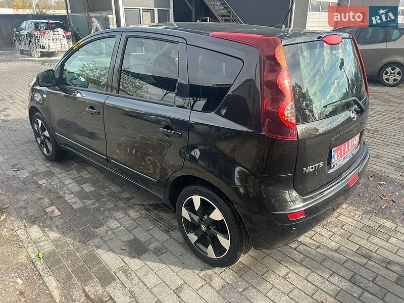 Хетчбек Nissan Note 2012 в Ківерцях фото 7 Хетчбек Nissan Note 2012 в Ківерцях