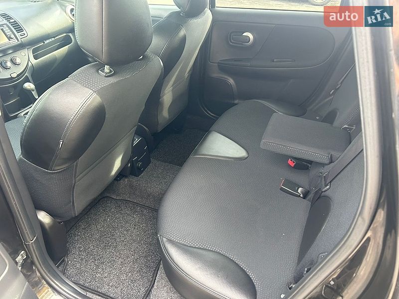 Хетчбек Nissan Note 2012 в Ківерцях фото 9 Хетчбек Nissan Note 2012 в Ківерцях