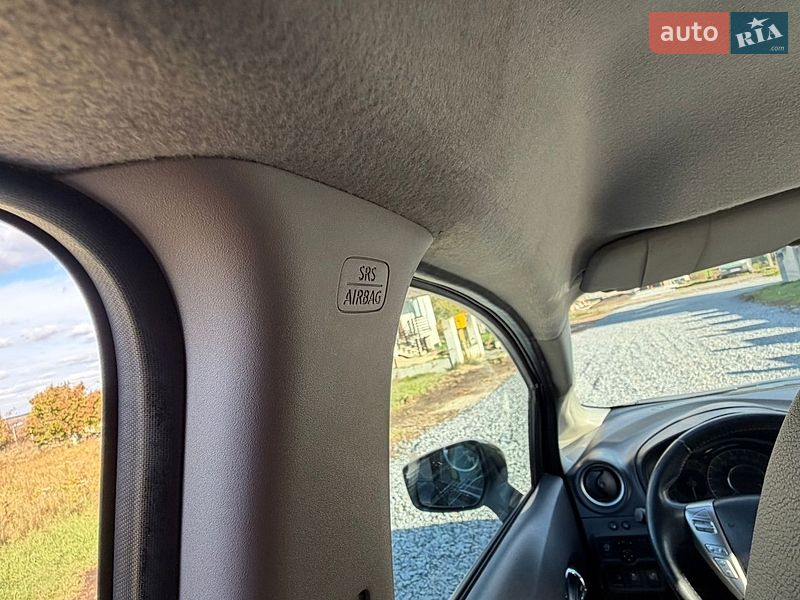 Хэтчбек Nissan Note 2014 в Львове