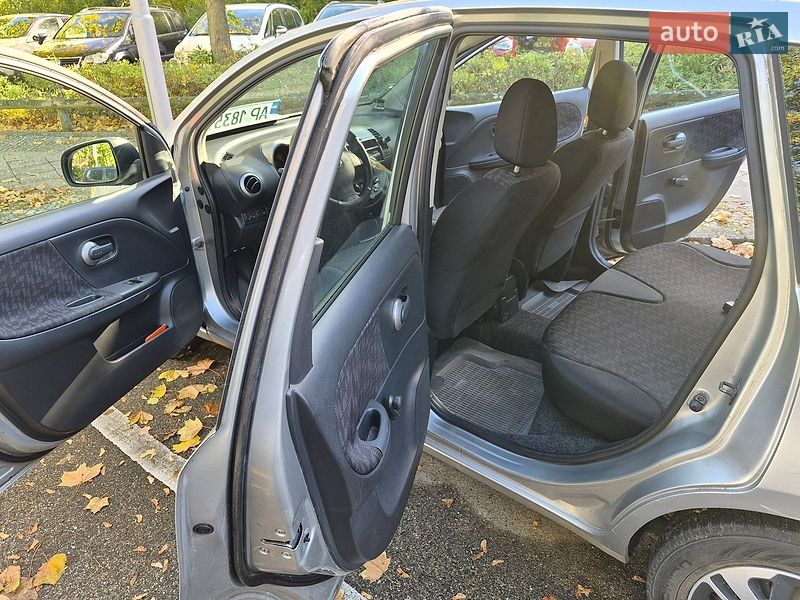 Хетчбек Nissan Note 2007 в Львові