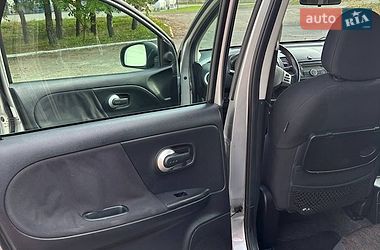 Хэтчбек Nissan Note 2009 в Полтаве