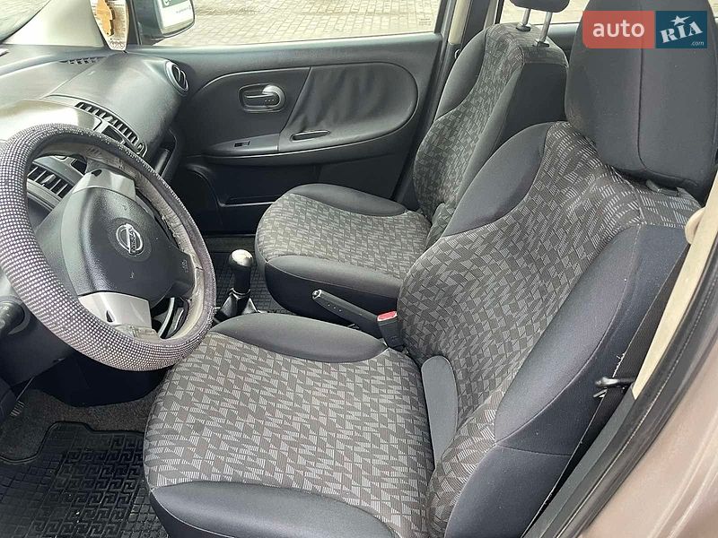 Хетчбек Nissan Note 2008 в Чернівцях