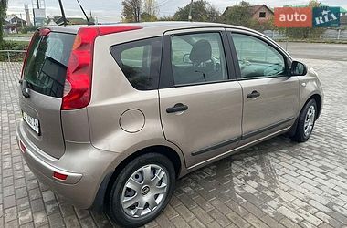 Хетчбек Nissan Note 2008 в Чернівцях