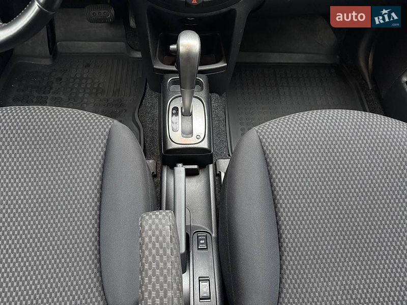 Хетчбек Nissan Note 2007 в Дніпрі