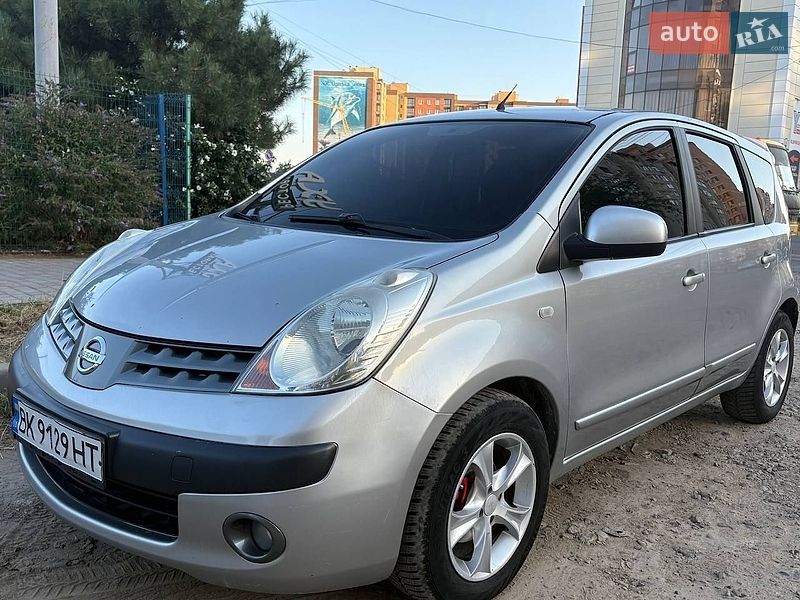 Хетчбек Nissan Note 2007 в Одесі