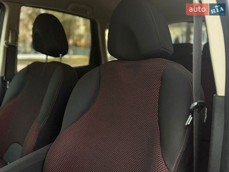 Хэтчбек Nissan Note 2007 в Виннице фото 30 Хэтчбек Nissan Note 2007 в Виннице