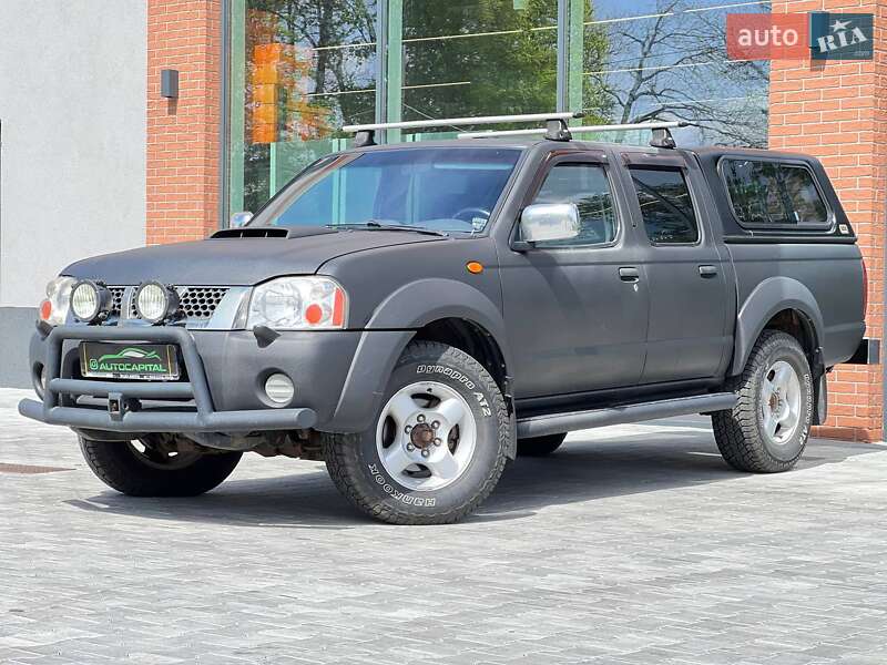 Пікап Nissan NP300 2011 в Києві