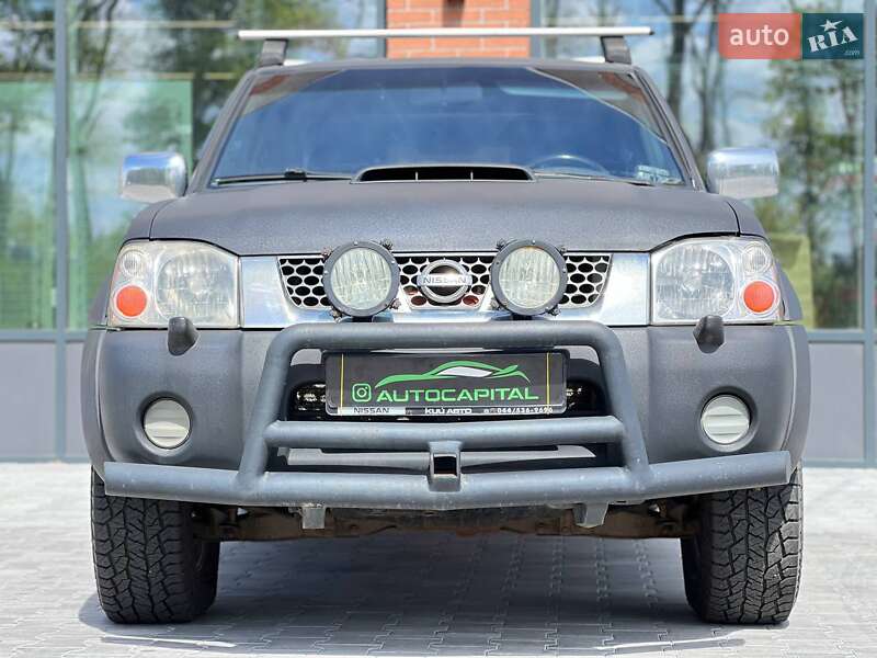 Пікап Nissan NP300 2011 в Києві