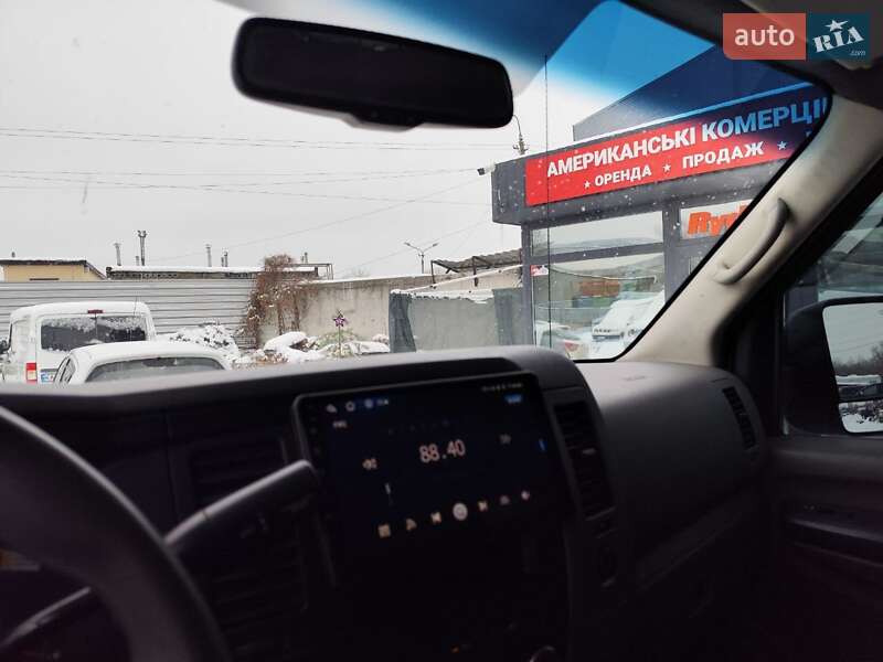 Грузовой фургон Nissan NV1500 2017 в Киеве