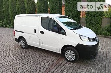 Грузопассажирский фургон Nissan NV200 2015 в Одессе