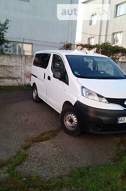 Минивэн Nissan NV200 2010 в Ужгороде