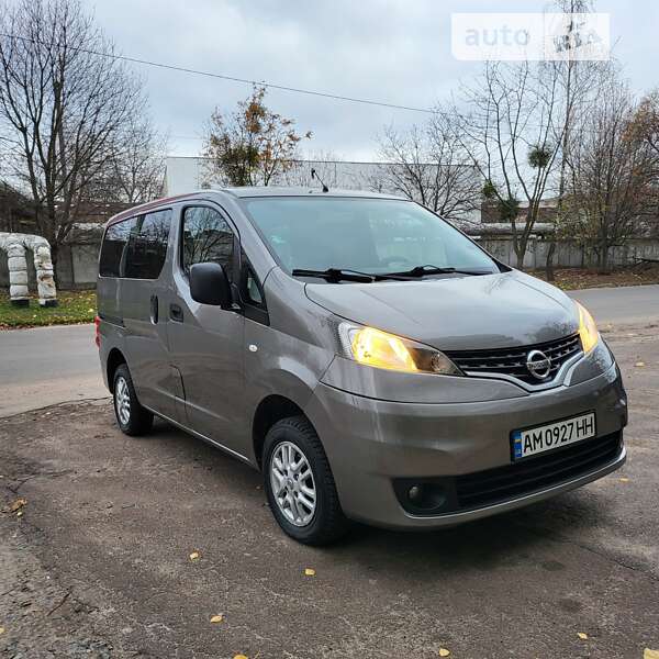AUTO.RIA – Продам Ніссан NV200 2010 (AM0927HH) дизель 1.5 мінівен бу у ...
