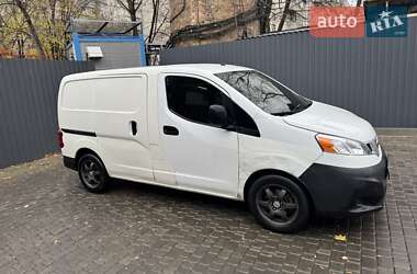 Вантажний фургон Nissan NV200 2015 в Харкові