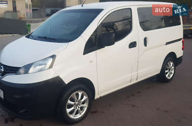 Мінівен Nissan NV200 2012 в Рівному