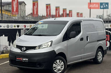 Вантажний фургон Nissan NV200 2010 в Києві