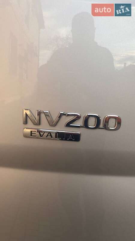 Мінівен Nissan NV200 2011 в Мукачевому