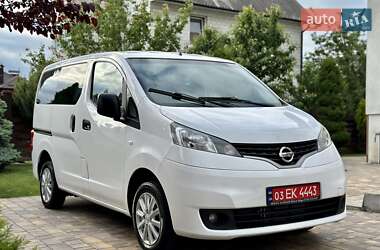 Минивэн Nissan NV200 2014 в 