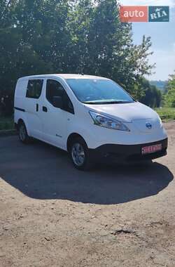 Вантажний фургон Nissan NV200 2016 в 