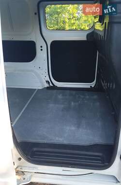 Вантажний фургон Nissan NV200 2016 в 