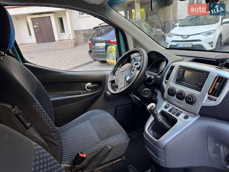 Мінівен Nissan NV200 2012 в Львові