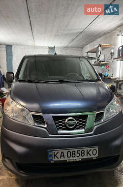 Вантажний фургон Nissan NV200 2017 в Києві