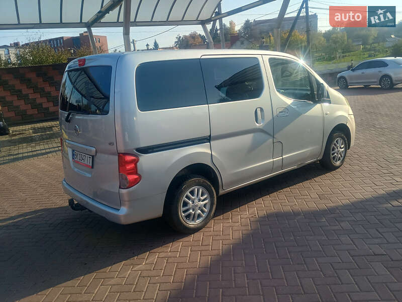 Минивэн Nissan NV200 2011 в Ровно фото 7 Минивэн Nissan NV200 2011 в Ровно