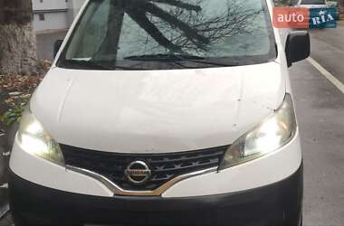 Вантажний фургон Nissan NV200 2013 в Києві