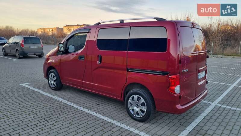 Nissan NV200 2014