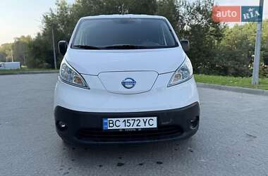 Вантажний фургон Nissan NV200 2014 в Яворові