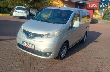 Мінівен Nissan NV200 2011 в Рівному