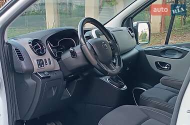 Грузовой фургон Nissan NV300 2018 в Дрогобыче