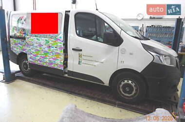 Вантажний фургон Nissan NV300 2020 в Бродах