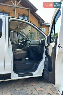 Мінівен Nissan NV300 2017 в 