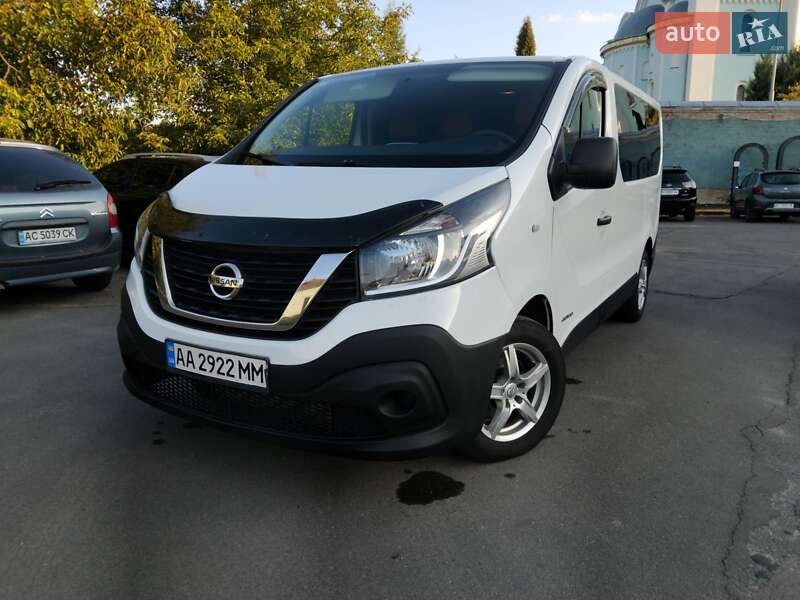 Мінівен Nissan NV300 2017 в Володимирі