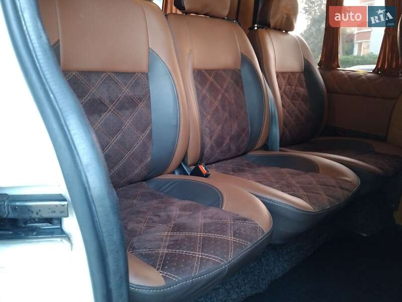 Мінівен Nissan NV300 2017 в Володимирі