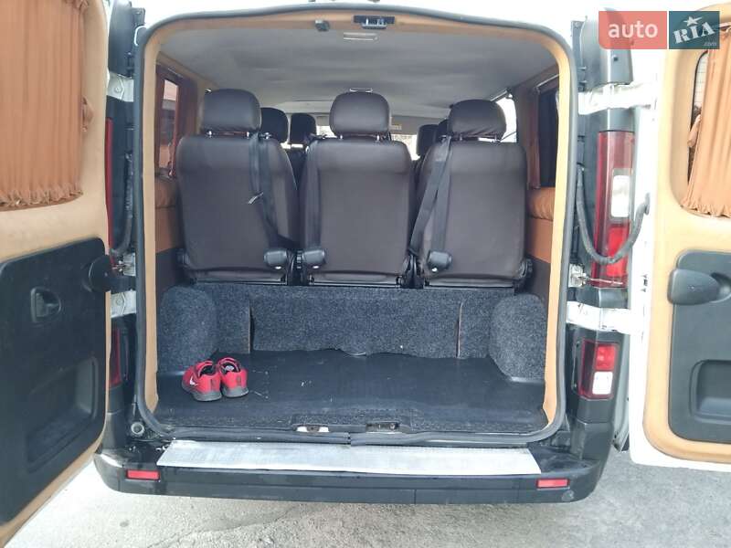 Мінівен Nissan NV300 2017 в Володимирі