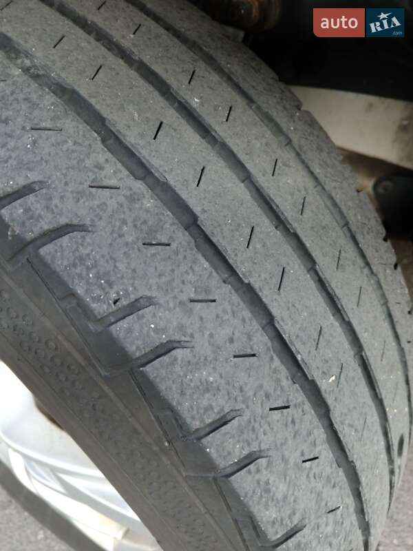 Мінівен Nissan NV300 2017 в Володимирі