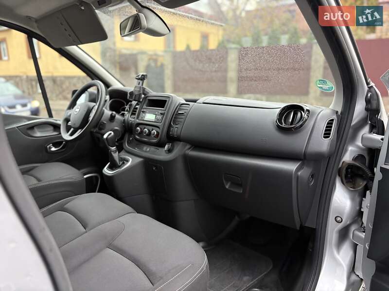 Мінівен Nissan NV300 2020 в Луцьку