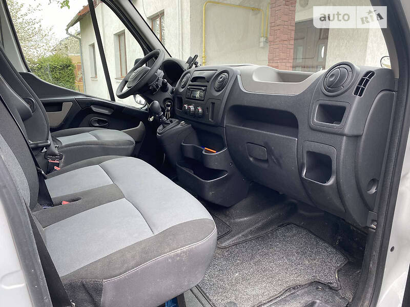 Мікроавтобус Nissan NV400 2015 в Дрогобичі