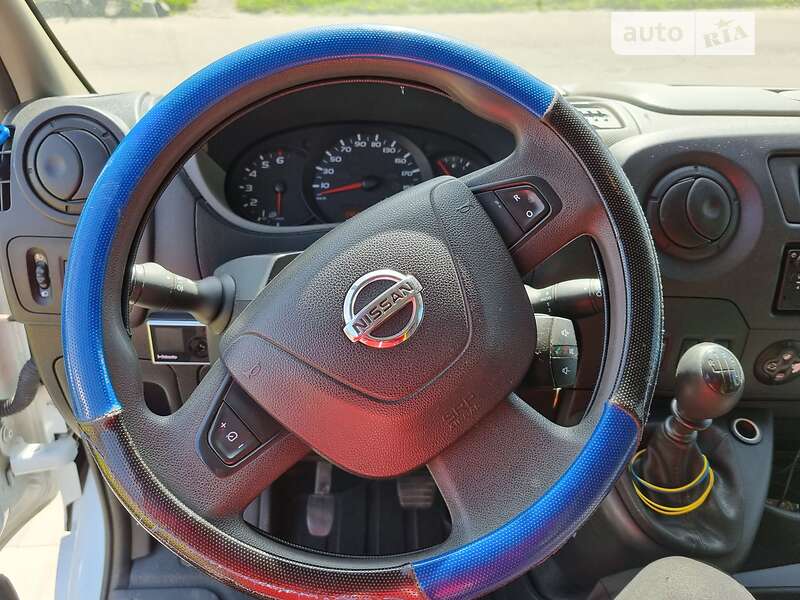 Мікроавтобус Nissan NV400 2016 в Рівному